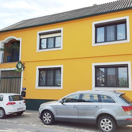 Gaestezimmer Wurm Mönchhof Exteriér fotografie